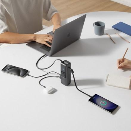 2026 Top 5 Portable Power Banks for Travel (Capacity, Speed & Value Comparison)